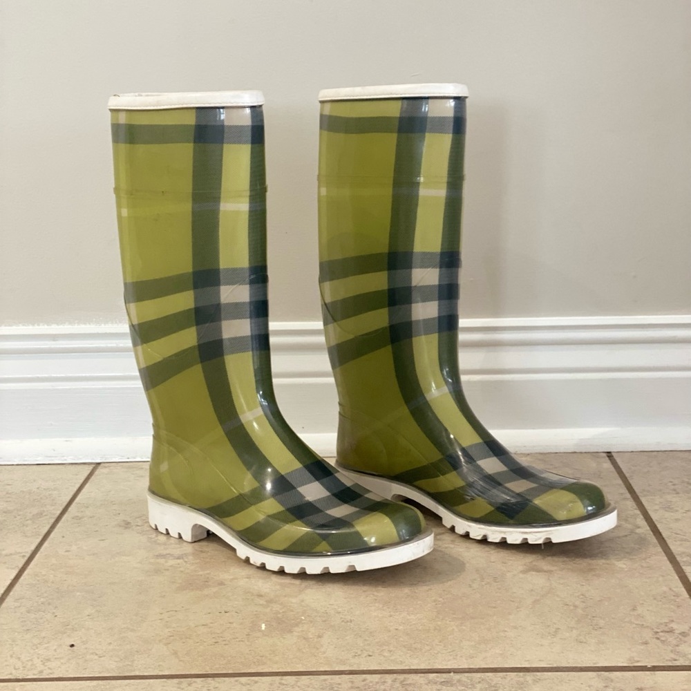 burberry rain boots bloomingdale's